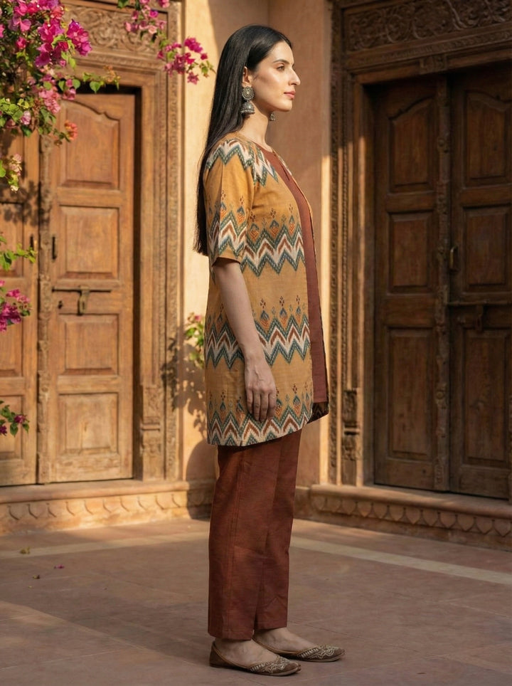 Kesar Path Ikat Fusion Set