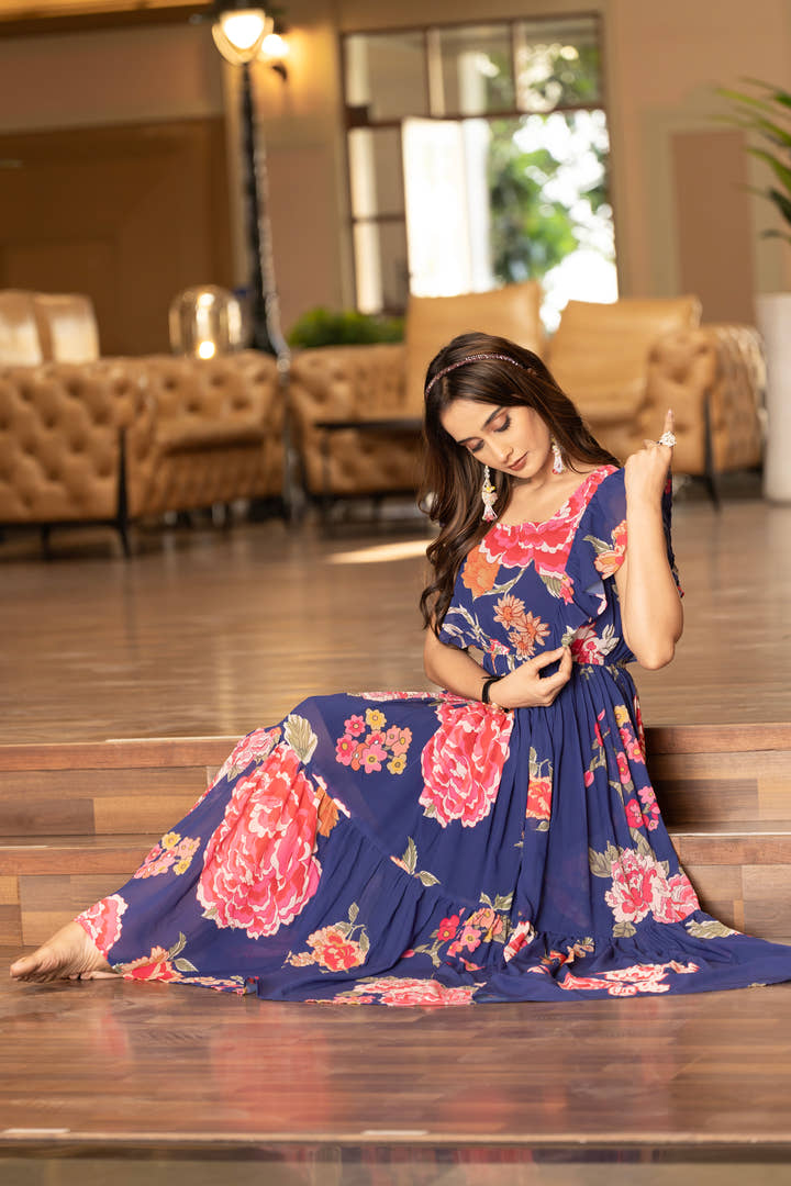 Flowy georgette maxi dress with puff sleeves and western flair
