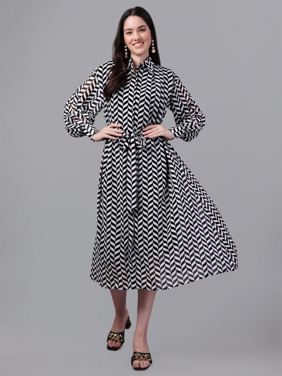 Women western wear black and white Maxi Dress - Masakali.Co®